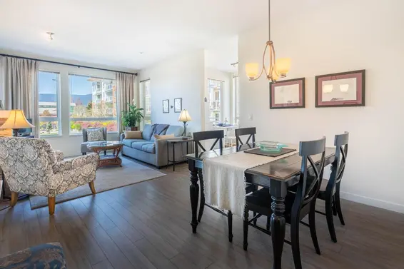 203 717 Chesterfield Avenue, North Vancouver For Sale - image 6
