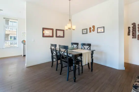 203 717 Chesterfield Avenue, North Vancouver For Sale - image 7