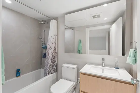 305 1500 Fern Street, North Vancouver For Sale - image 19
