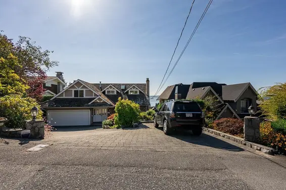 2316 Nelson Avenue, West Vancouver For Sale - image 4