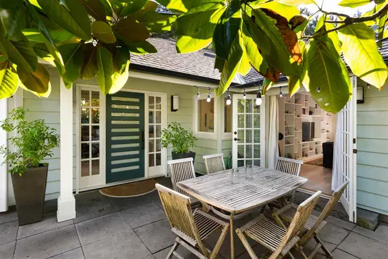 5482 Greenleaf Road, West Vancouver