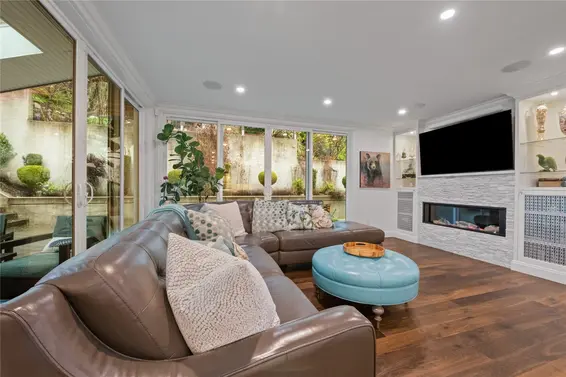 226 Wooddale Road, North Vancouver For Sale - image 11