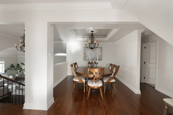 4050 St. Pauls Avenue, North Vancouver For Sale - image 12