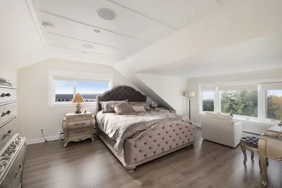 4050 St. Pauls Avenue, North Vancouver For Sale - image 15