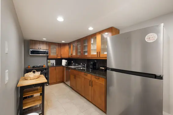 4050 St. Pauls Avenue, North Vancouver For Sale - image 30