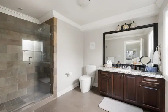 4050 St. Pauls Avenue, North Vancouver For Sale - image 36