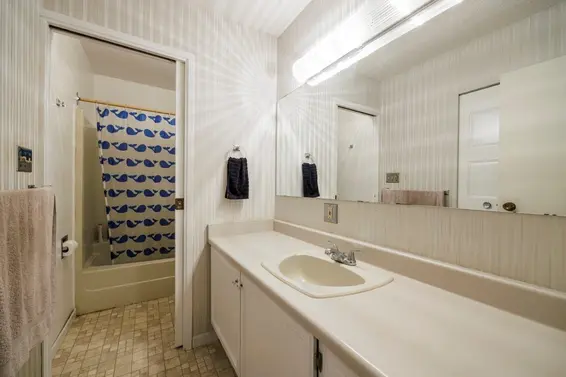873 Hendecourt Road, North Vancouver For Sale - image 15