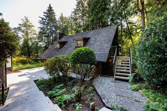873 Hendecourt Road, North Vancouver For Sale - image 39