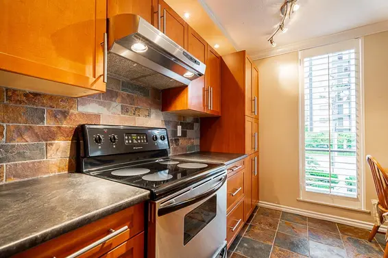 204 2150 Bellevue Avenue, West Vancouver For Sale - image 13