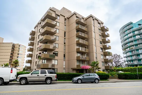 204 2150 Bellevue Avenue, West Vancouver For Sale - image 2
