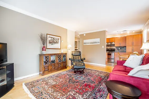 204 2150 Bellevue Avenue, West Vancouver For Sale - image 5