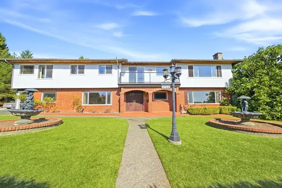 4148 Fairway Place, North Vancouver For Sale - image 1