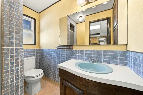 4148 Fairway Place, North Vancouver For Sale - image 30