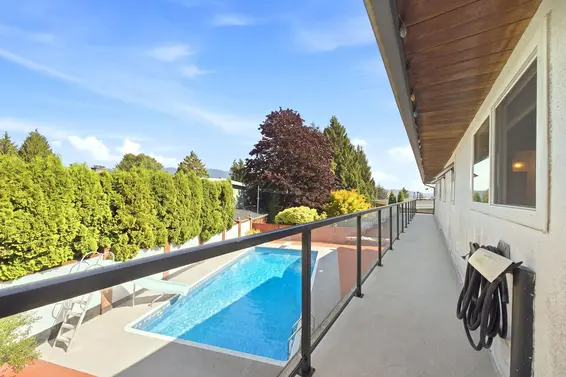 4148 Fairway Place, North Vancouver For Sale - image 4