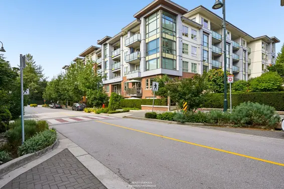 213 2651 Library Lane, North Vancouver