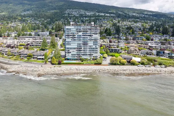 1507 150 24th Street, West Vancouver