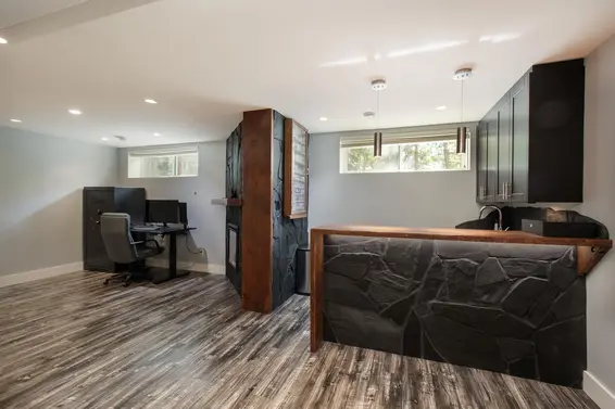 2551 Hyannis Point, North Vancouver For Sale - image 37