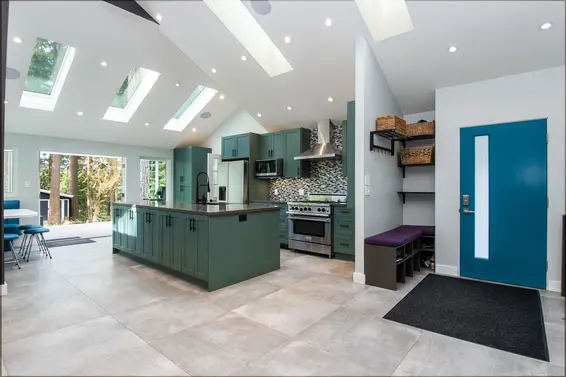 2551 Hyannis Point, North Vancouver For Sale - image 6