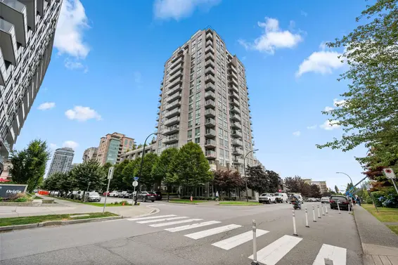 2002 135 East 17th Street, North Vancouver For Sale - image 29