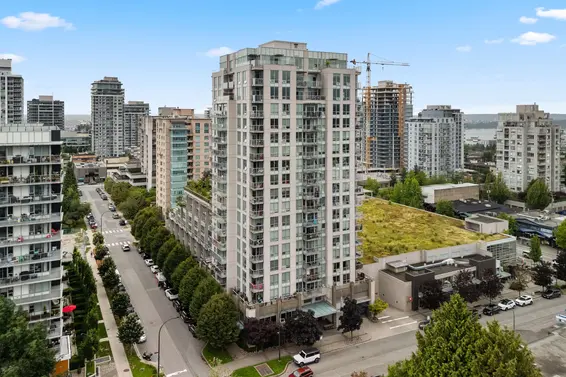 2002 135 East 17th Street, North Vancouver For Sale - image 30