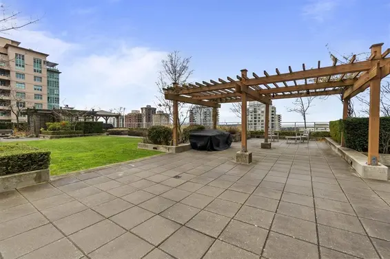 2002 135 East 17th Street, North Vancouver For Sale - image 37