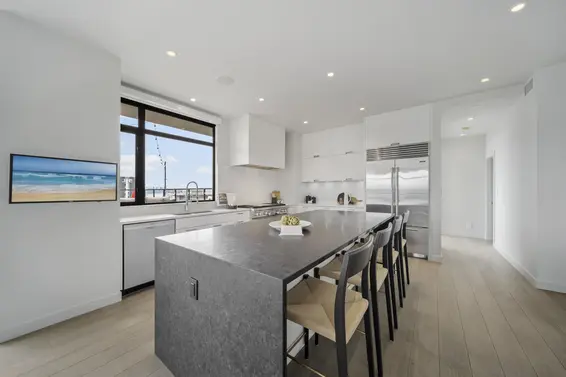 512 105 West 2nd Street, North Vancouver For Sale - image 5