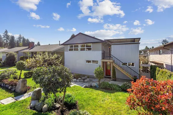 329 East 19th Street, North Vancouver For Sale - image 2