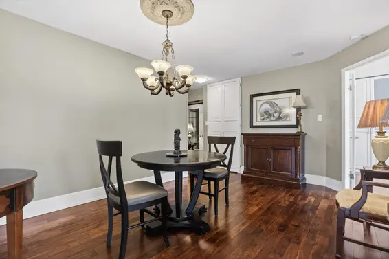501 1327 East Keith Road, North Vancouver For Sale - image 16