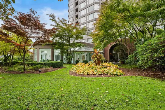 501 1327 East Keith Road, North Vancouver For Sale - image 36
