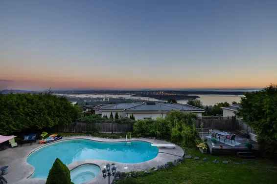 1591 Chartwell Drive, West Vancouver For Sale - image 2