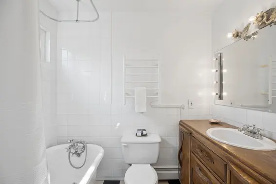1034 Heywood Street, North Vancouver For Sale - image 16
