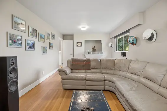 1034 Heywood Street, North Vancouver For Sale - image 20