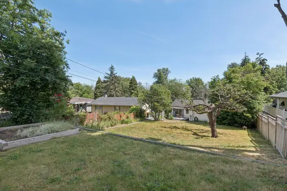1034 Heywood Street, North Vancouver For Sale - image 31