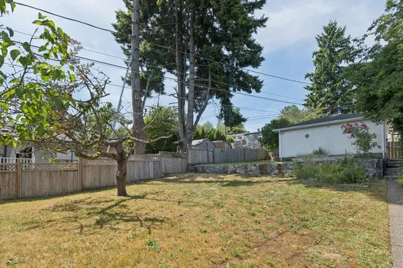 1034 Heywood Street, North Vancouver For Sale - image 32