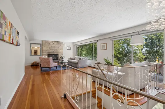 1034 Heywood Street, North Vancouver For Sale - image 4