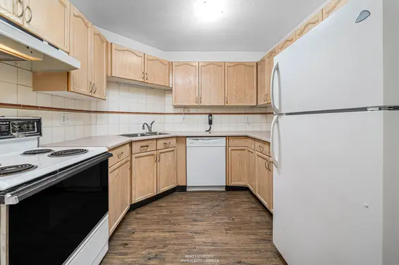 303 123 East 6th Street, North Vancouver For Sale - image 12