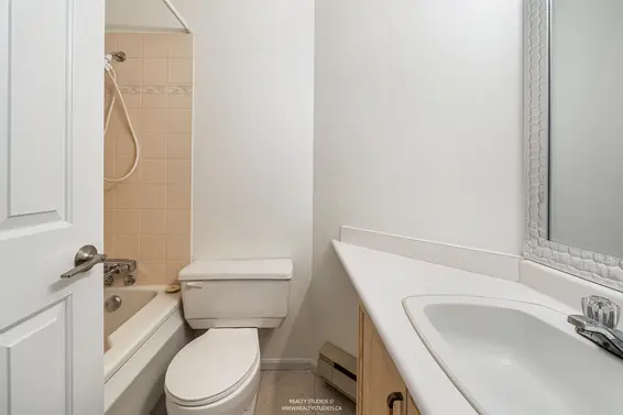 303 123 East 6th Street, North Vancouver For Sale - image 31