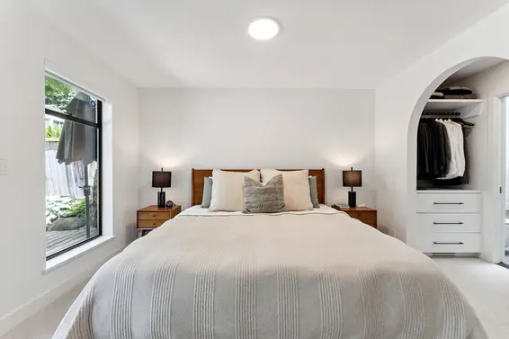 186 West Kings Road, North Vancouver For Sale - image 16