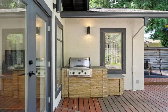 186 West Kings Road, North Vancouver For Sale - image 32