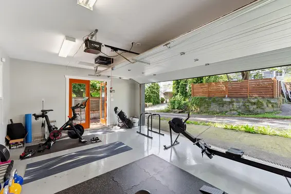186 West Kings Road, North Vancouver For Sale - image 33