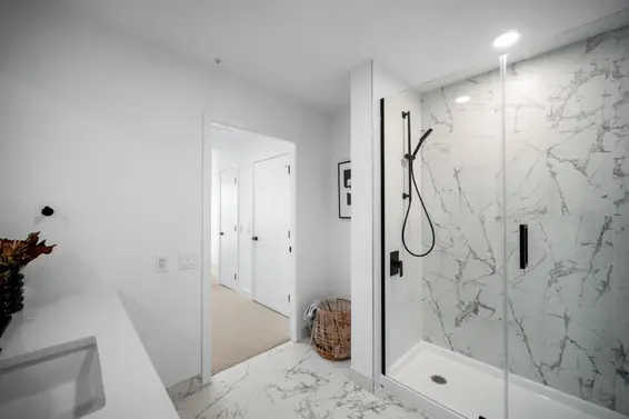 501 422 East 3rd Street, North Vancouver For Sale - image 10