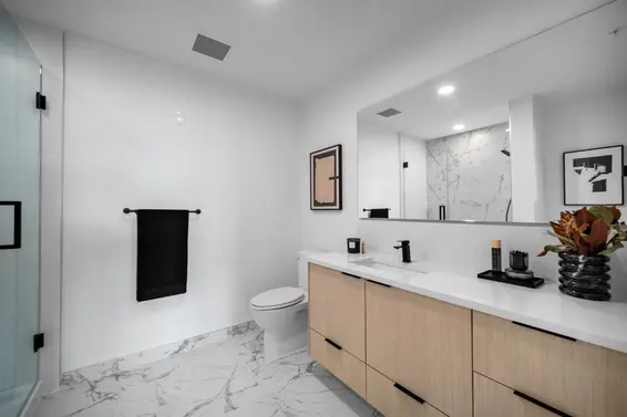 501 422 East 3rd Street, North Vancouver For Sale - image 9