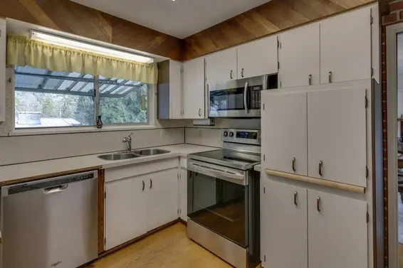 865 Burley Drive, West Vancouver For Sale - image 10