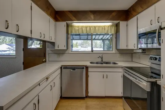 865 Burley Drive, West Vancouver For Sale - image 9