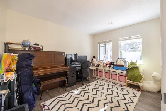 817 Roche Point Drive, North Vancouver For Sale - image 24