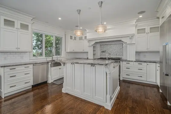 2638 Queens Avenue, West Vancouver For Sale - image 11