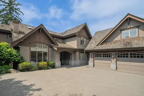 2638 Queens Avenue, West Vancouver For Sale - image 2