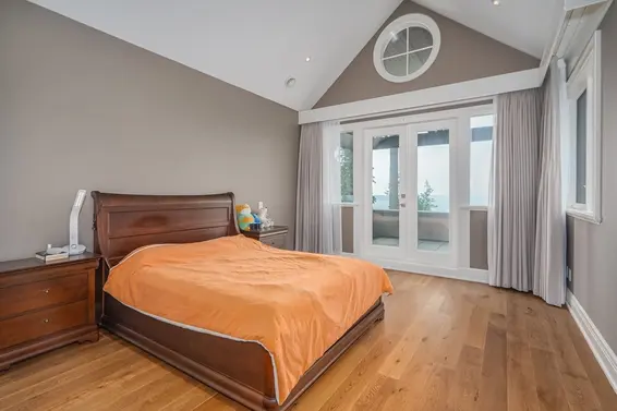 2638 Queens Avenue, West Vancouver For Sale - image 24