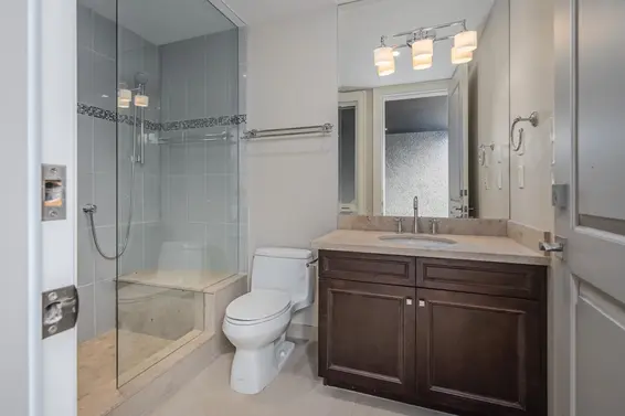 2638 Queens Avenue, West Vancouver For Sale - image 28