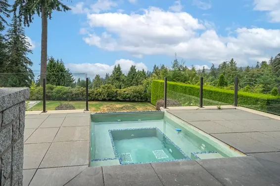 2638 Queens Avenue, West Vancouver For Sale - image 32